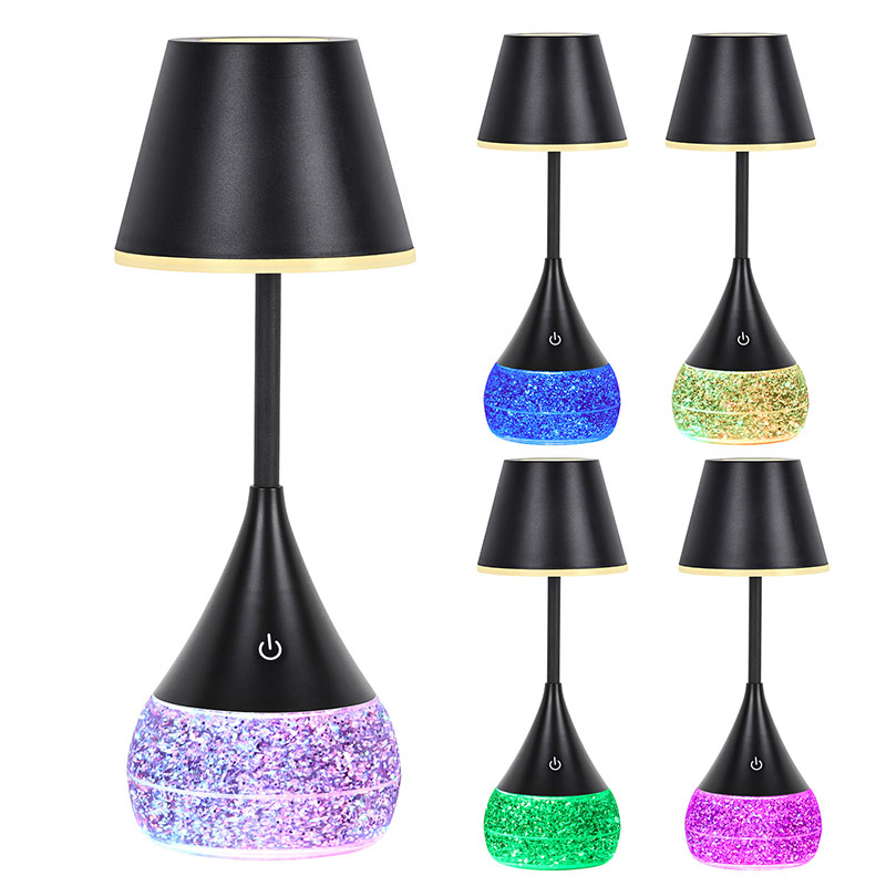 Vedela aluse LED -laualamp metalli kujuga