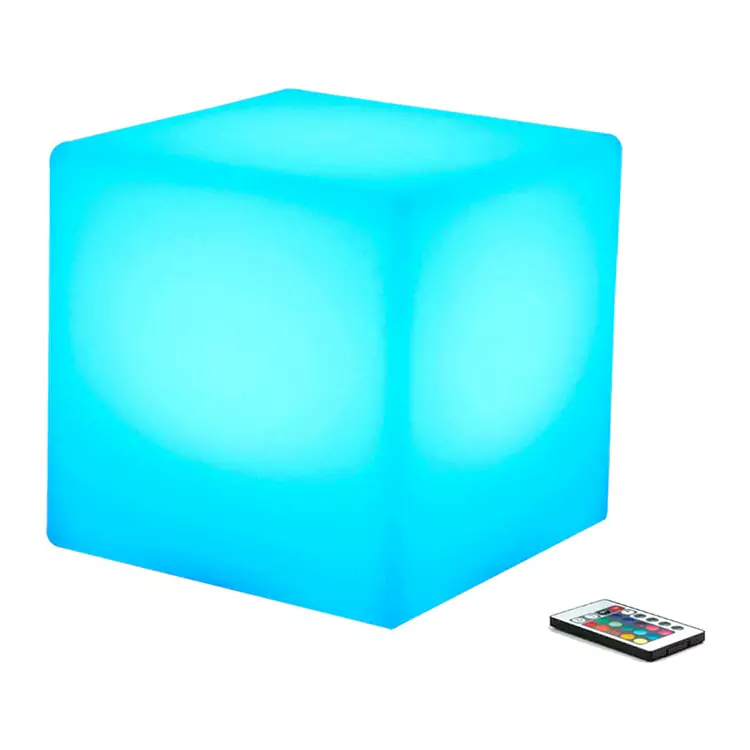 Ruudukujuline RGB dekoratiivlamp